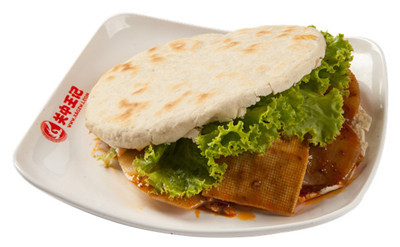 肉價比較高的情況下，香辣土豆片夾饃也是好項目！